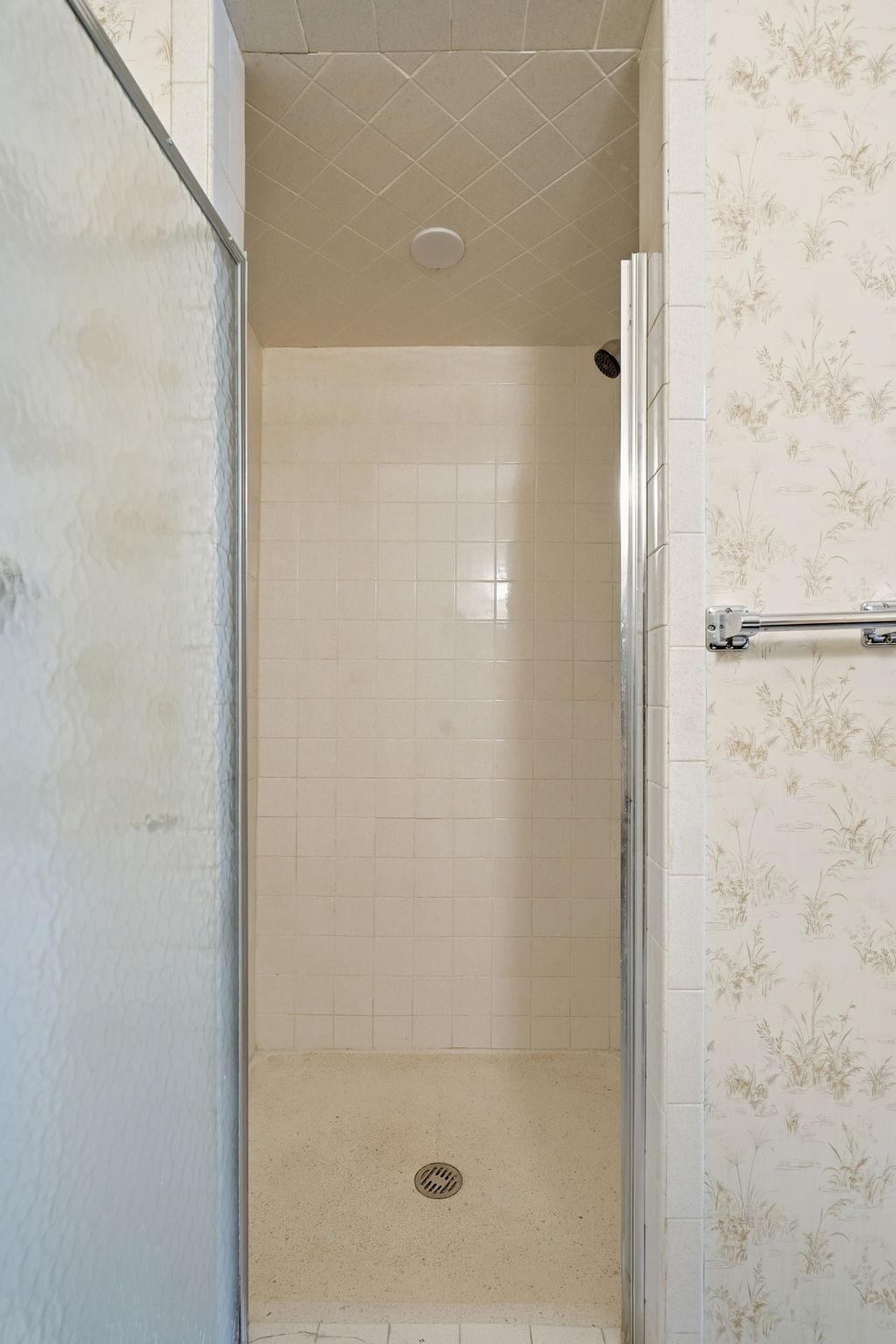 2200 Midland Grove Road, Unit 210 Roseville, MN 55113 - Photo 21 of 28