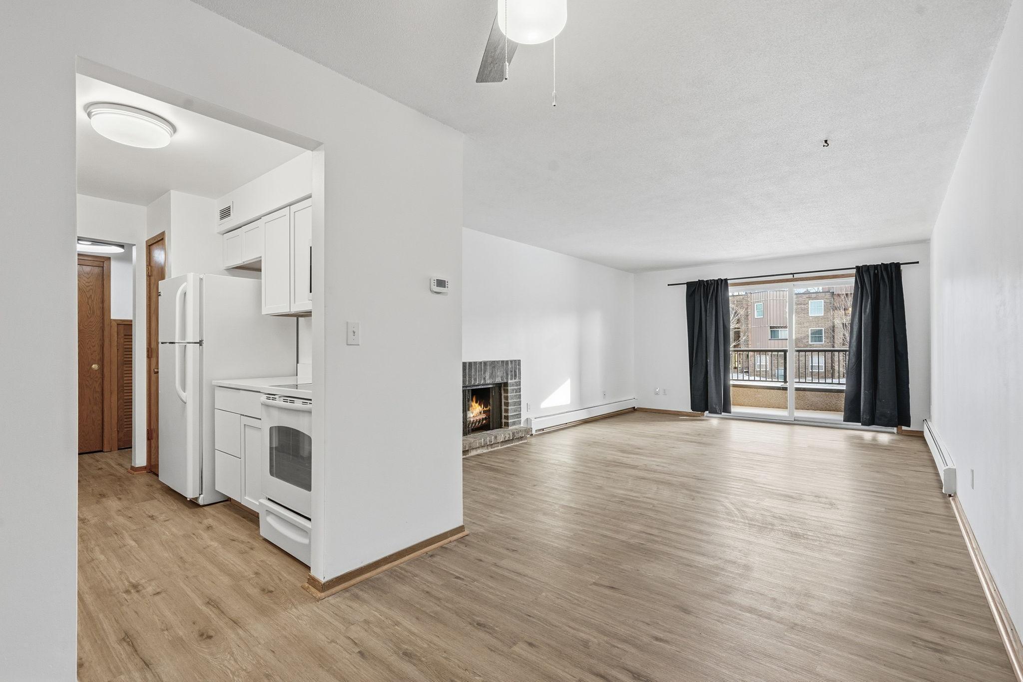 2200 Midland Grove Road, Unit 210 Roseville, MN 55113 - Photo 6 of 28