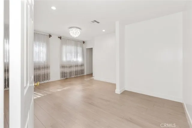 $6,000 | 13936 West Magnolia Boulevard, Sherman Oaks, CA 91423