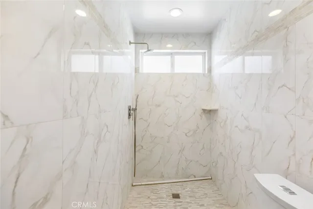 $6,000 | 13936 West Magnolia Boulevard, Sherman Oaks, CA 91423