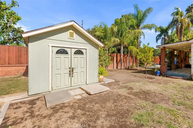 $6,000 | 13936 West Magnolia Boulevard, Sherman Oaks, CA 91423