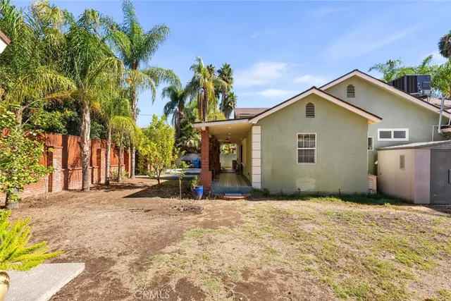 $6,000 | 13936 West Magnolia Boulevard, Sherman Oaks, CA 91423