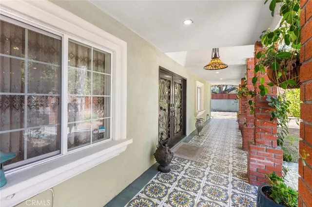 $6,000 | 13936 West Magnolia Boulevard, Sherman Oaks, CA 91423