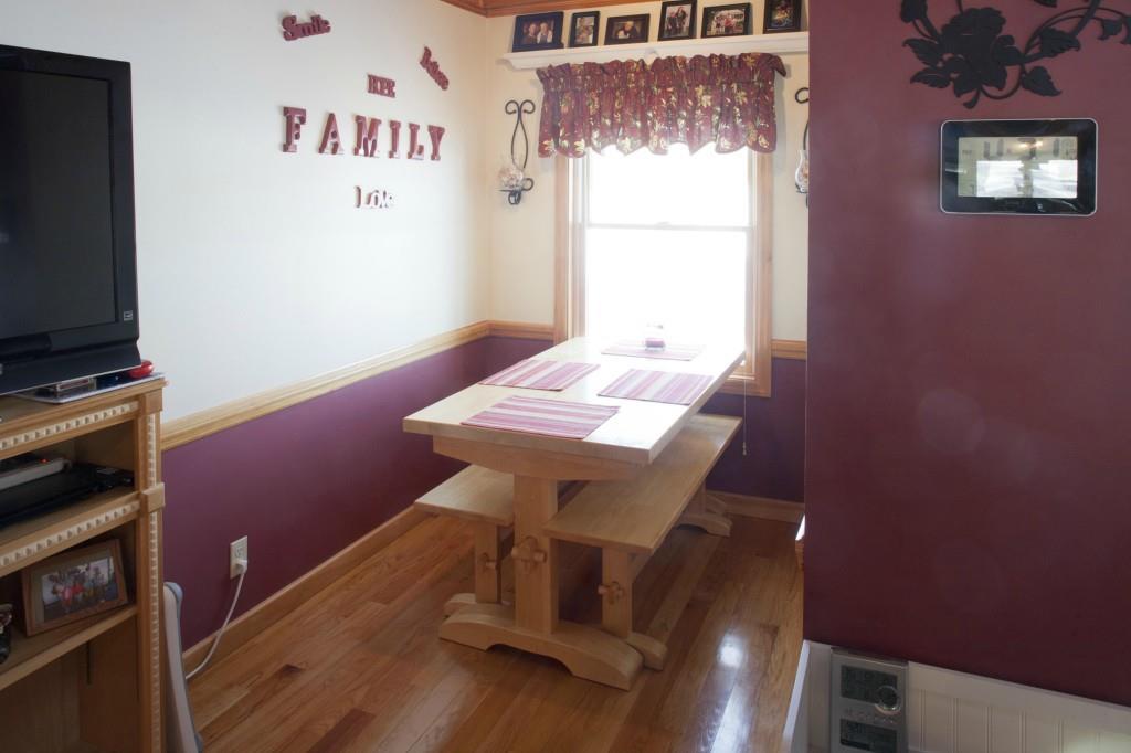 494 Springy Pond Road Ellsworth, ME 04605 - Photo 6 of 34 Formal eating in alcove off living room
