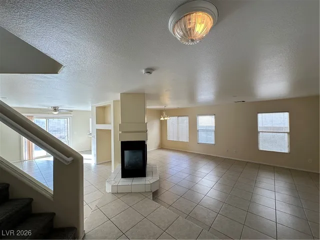 $2,145 | 729 Persian Violet Avenue, Las Vegas, NV 89183