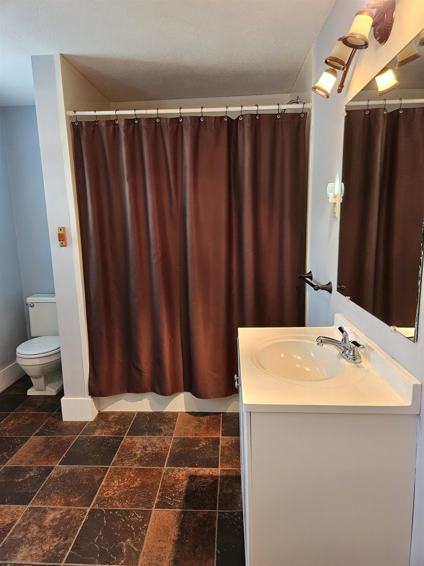 43 Parklane Road Hampstead, NH 03841 - Photo 14 of 20