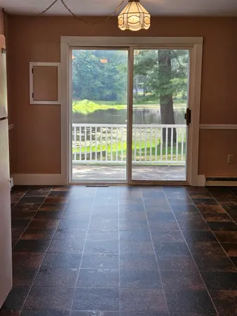 $2,200 | 43 Parklane Road, Hampstead, NH 03841