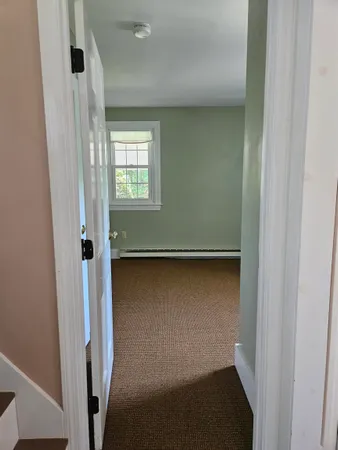 $2,200 | 43 Parklane Road, Hampstead, NH 03841