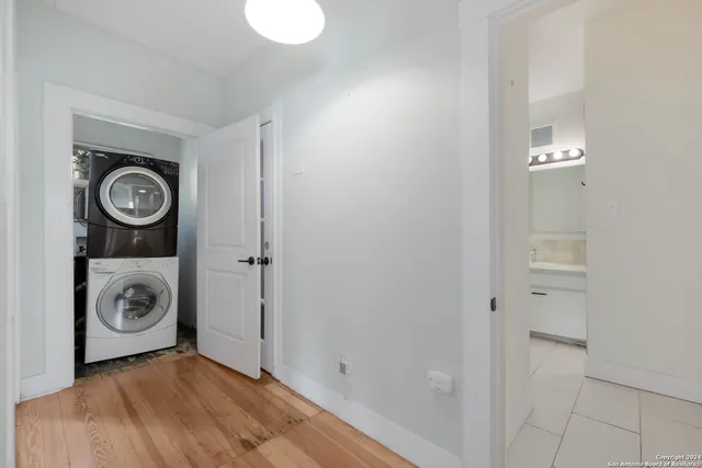 $1,850 | 121 West Woodlawn Avenue, Unit 1, San Antonio, TX 78212