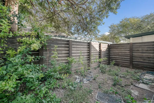 $1,850 | 121 West Woodlawn Avenue, Unit 1, San Antonio, TX 78212