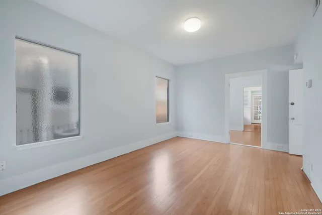 $1,850 | 121 West Woodlawn Avenue, Unit 1, San Antonio, TX 78212