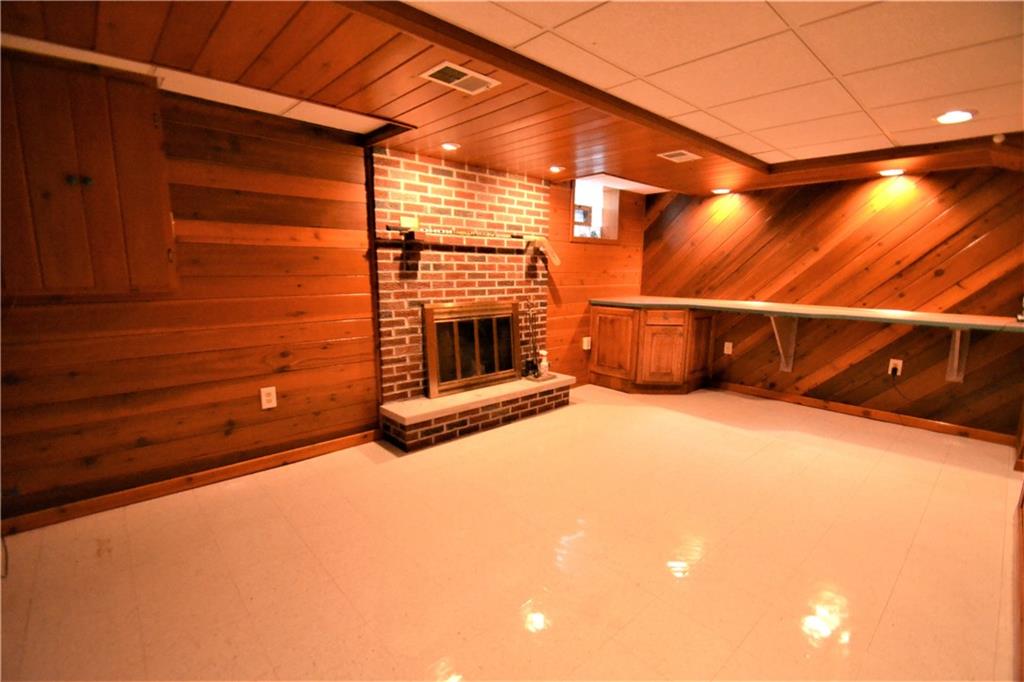 377 Golden Grove Road Baden, PA 15005 - Photo 17 of 25