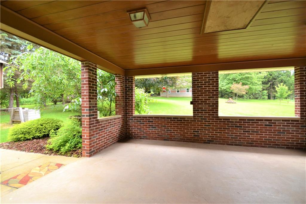 377 Golden Grove Road Baden, PA 15005 - Photo 3 of 25