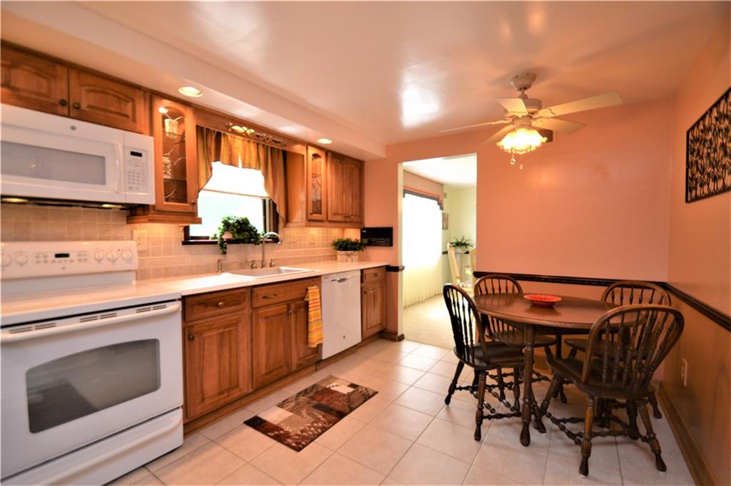 377 Golden Grove Road Baden, PA 15005 - Photo 5 of 25