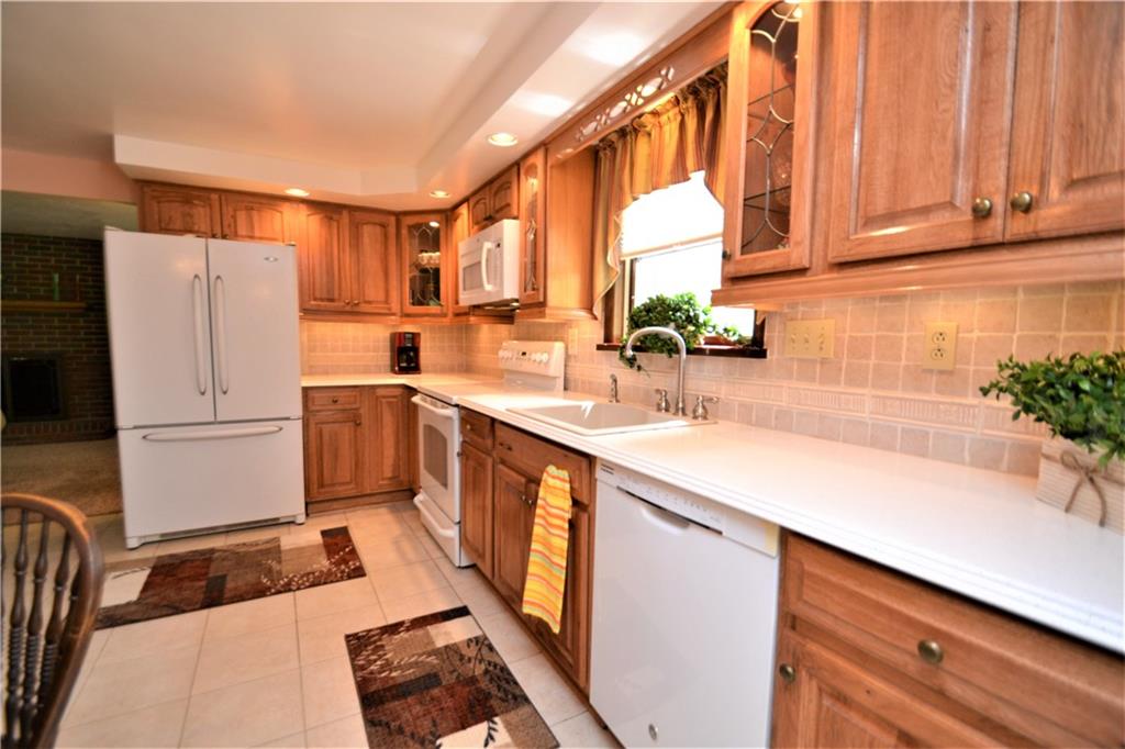 377 Golden Grove Road Baden, PA 15005 - Photo 6 of 25