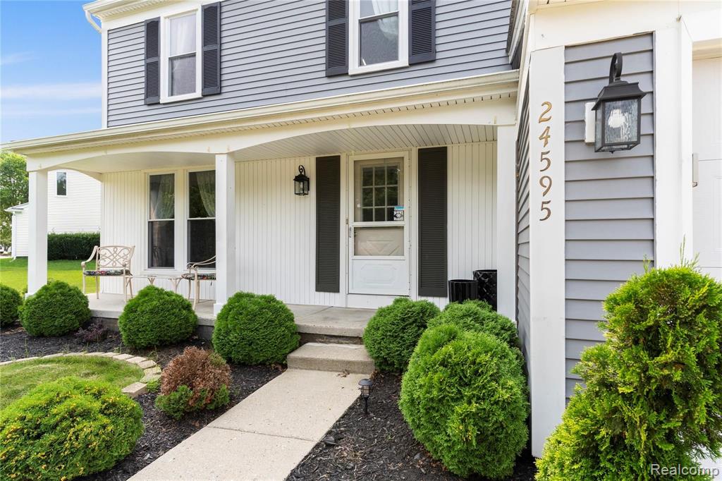24595 Jamestowne Road Novi, MI 48375 - Photo 18 of 34