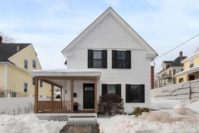 $687,500 | 2 Northrop Street, Hopedale, MA 01747