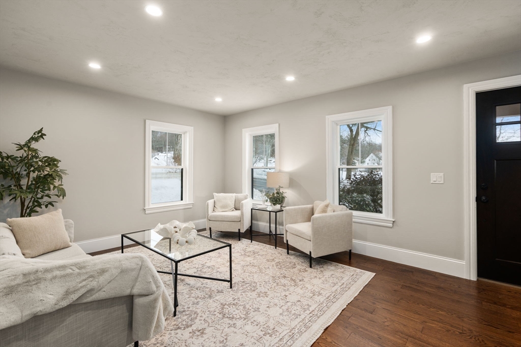 2 Northrop Street Hopedale, MA 01747 - Photo 7 of 28