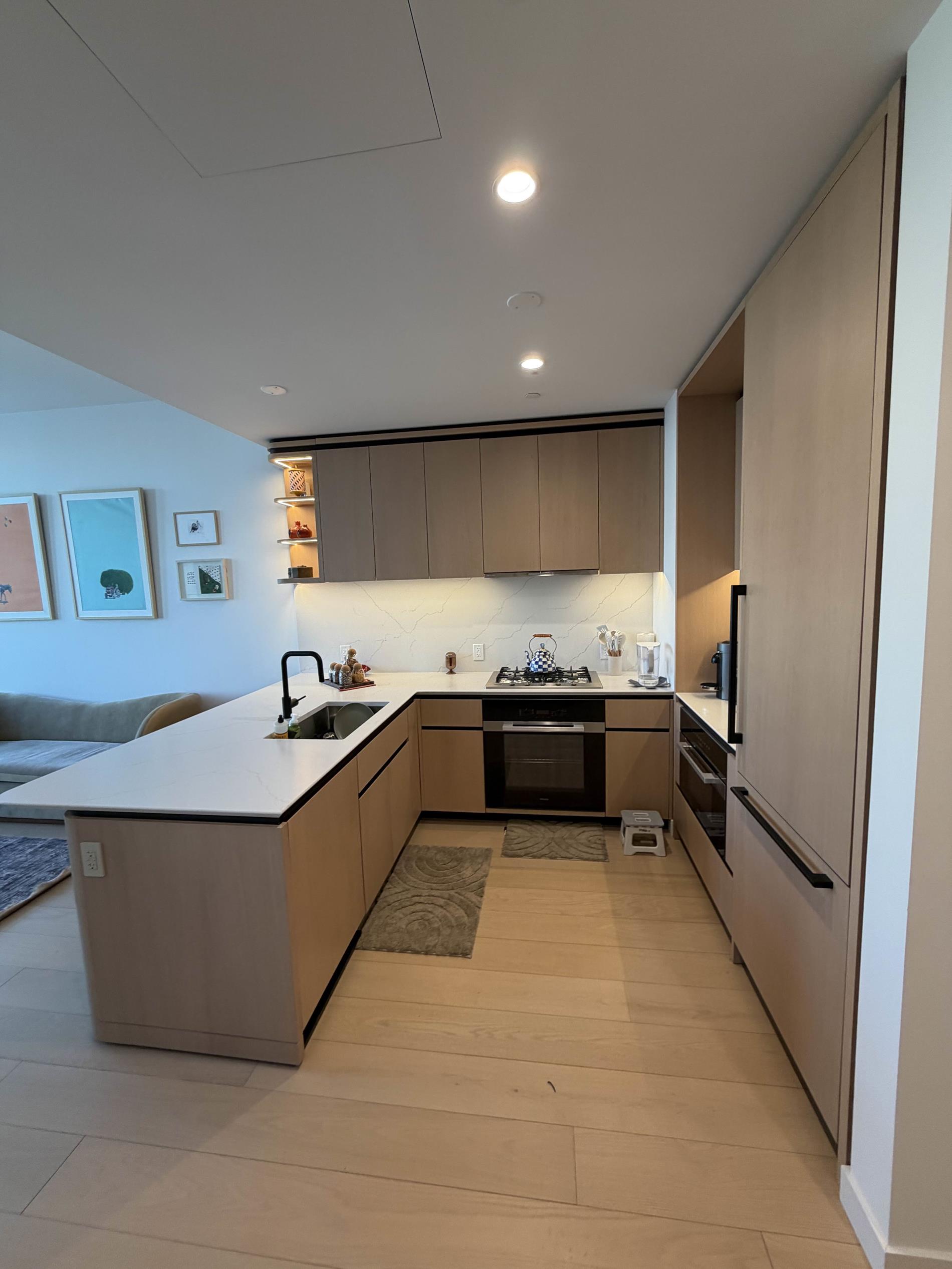 480 Kent Avenue, Unit 16D Brooklyn, NY 11249 - Photo 4 of 10