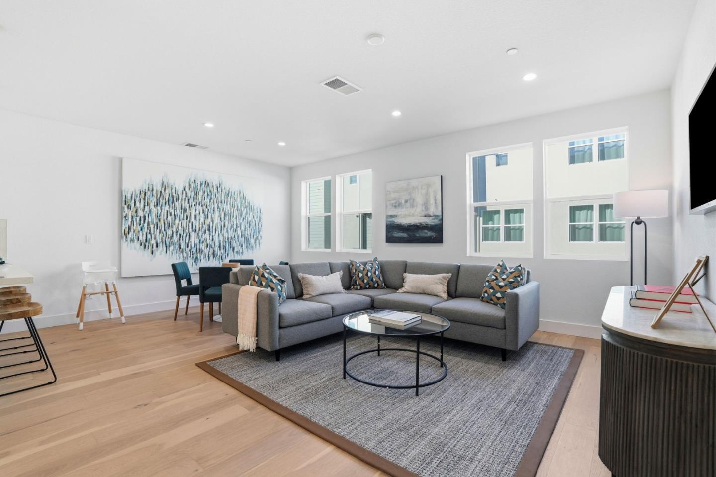 5011 Seashell Terrace San Ramon, CA 94583 - Photo 5 of 23 Gallery Image 5