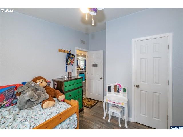 937 Walker Road Lebanon, OR 97355 - Photo 11 of 32 Gallery Image 11