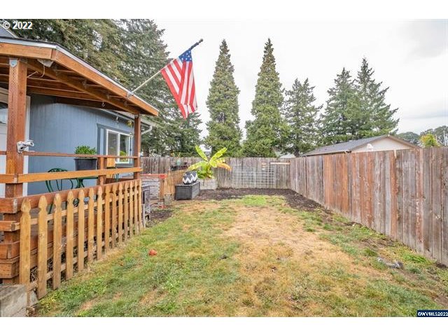 937 Walker Road Lebanon, OR 97355 - Photo 21 of 32 Gallery Image 21