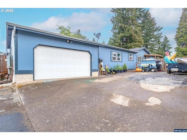 937 Walker Road Lebanon, OR 97355 - Photo 10 of 32 Gallery Image 10