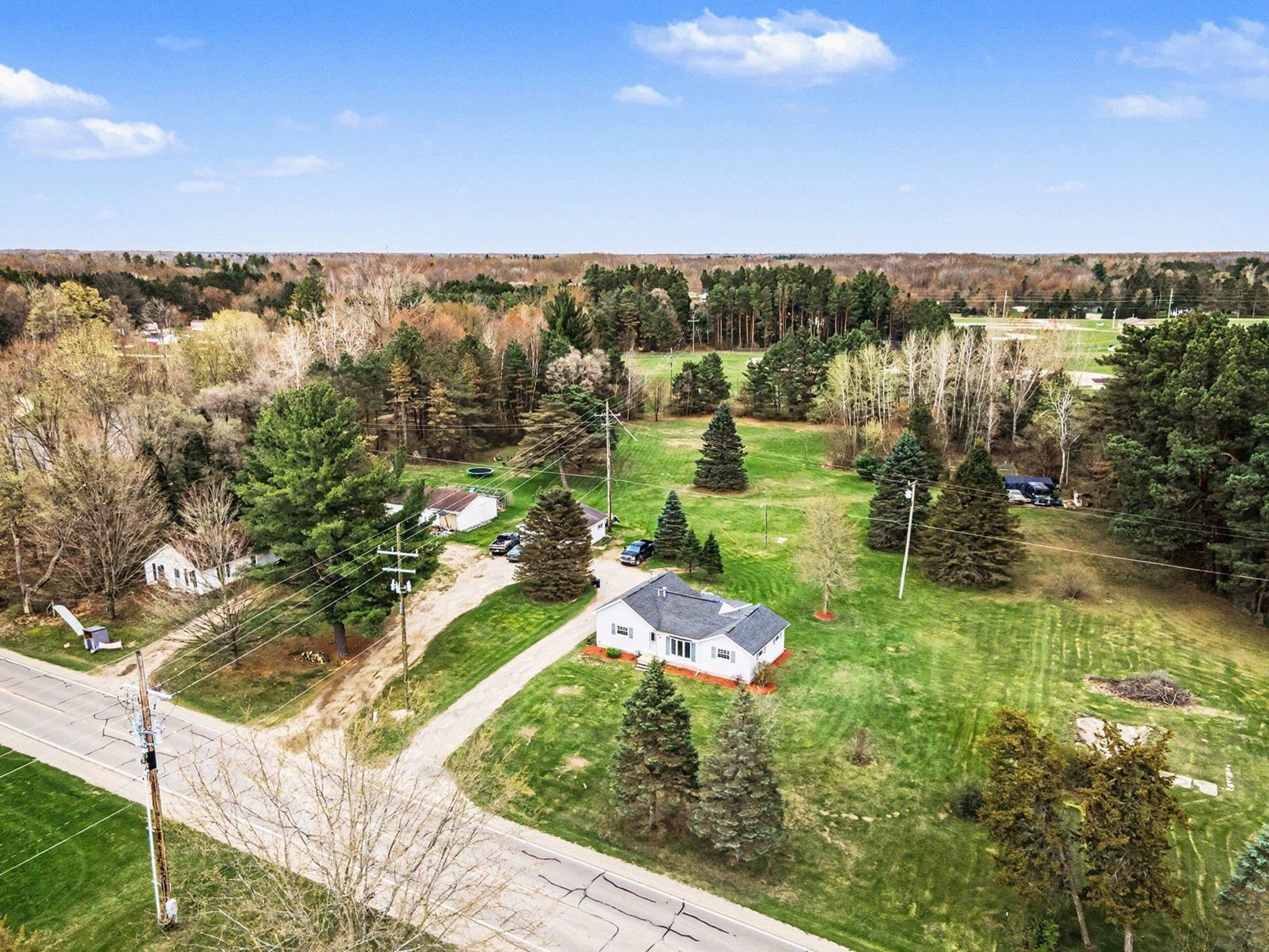 1600 East Dayton Road Caro, MI 48723 - Photo 5 of 24