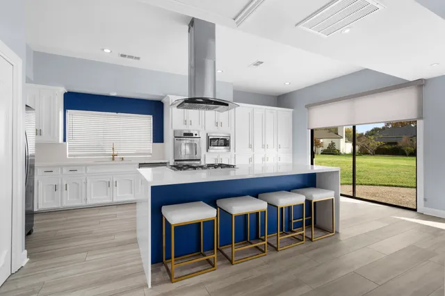 $625,000 | 22 Charleston North, Sugar Land, TX 77478