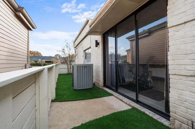 $625,000 | 22 Charleston North, Sugar Land, TX 77478