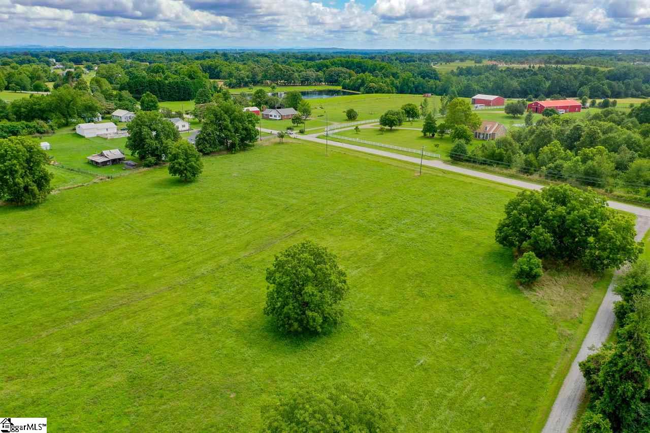 4591 Highway 357 Campobello, SC 29322 - Photo 5 of 36 Gallery Image 5