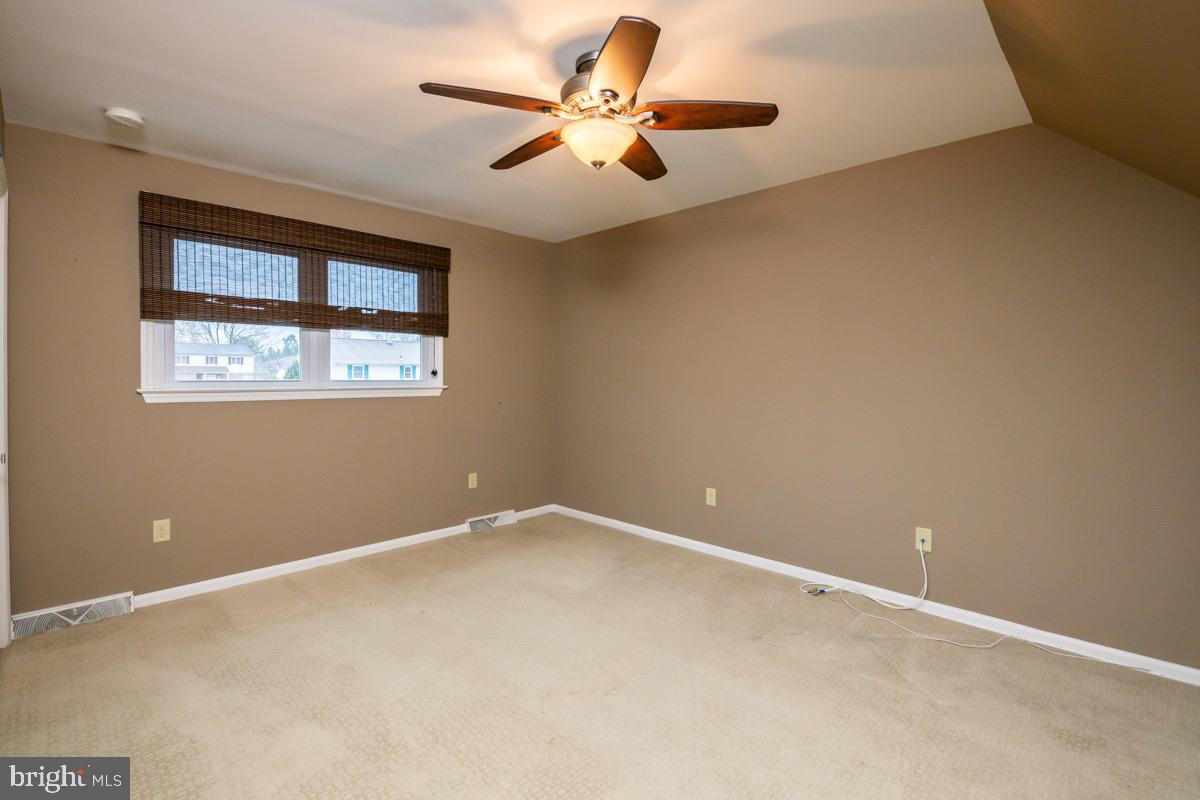 66 Downing Drive Reading, PA 19610 - Photo 23 of 32