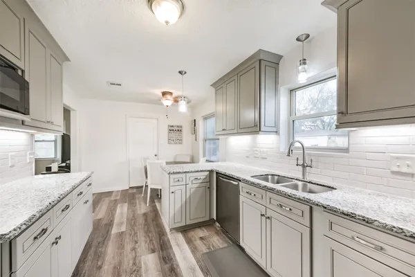 $431,700 | 12731 Westhorpe Drive, Houston, TX 77077