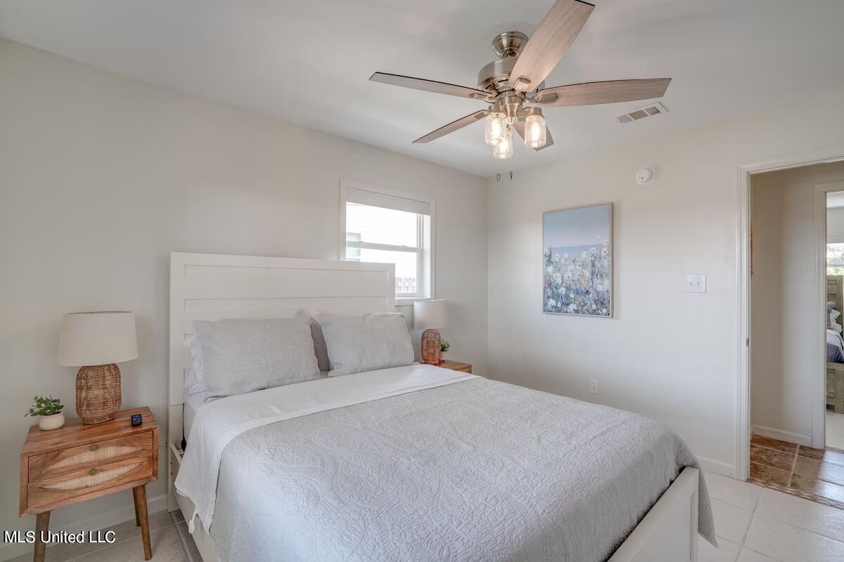 126 Bookter Street Bay St. Louis, MS 39520 - Photo 12 of 18 20240313194618533818000000-o