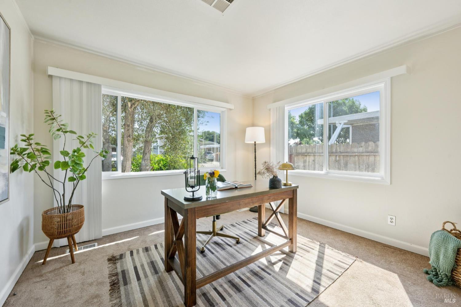 32 Charro Court Santa Rosa, CA 95401 - Photo 17 of 34