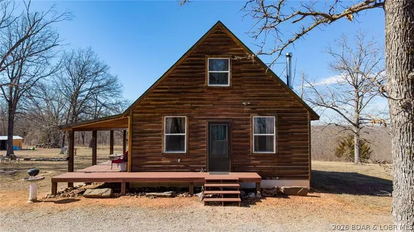 $344,000 | 3115 Green Ridge Drive, Climax Springs, MO 65324