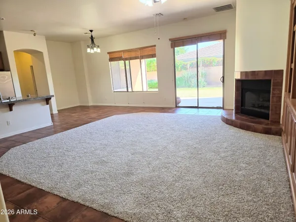 $3,450 | 1021 West Horseshoe Avenue, Gilbert, AZ 85233
