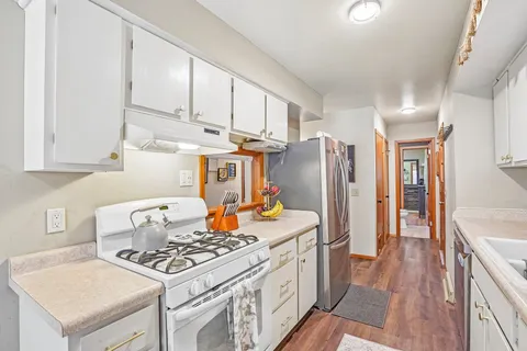 $399,900 | 4526 Anniversary Lane, Madison, WI 53704