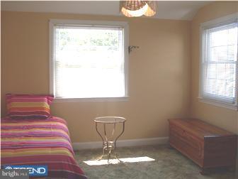 303 Russell Street Ridley Park, PA 19078 - Photo 7 of 10 Bedroom 2