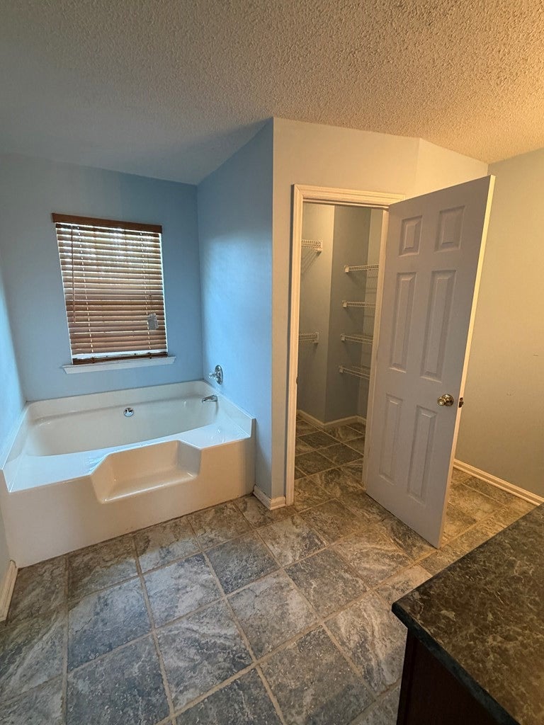 515 Vickers Road Nashville, GA 31639 - Photo 6 of 27 Gallery Image 6