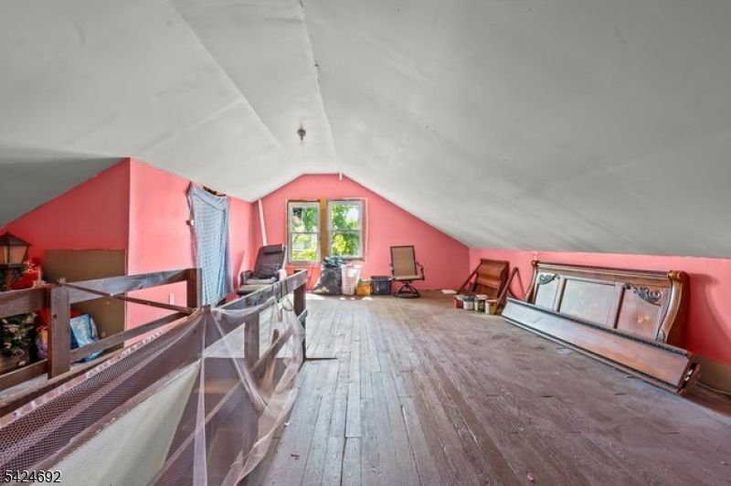 42 Scheerer Avenue Newark, NJ 07112 - Photo 25 of 34