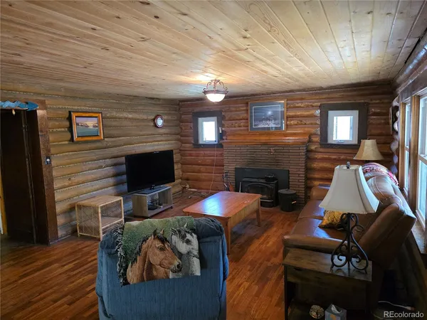 $2,900 | 286 West Creek Road, Howard, CO 81233