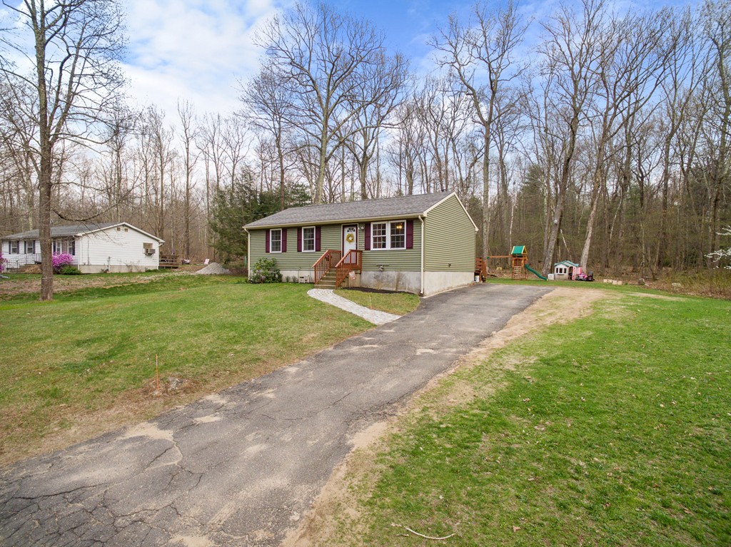 25 Lake George Road Wales, MA 01081 - Photo 18 of 24