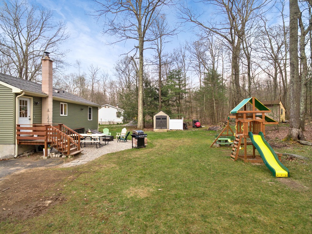 25 Lake George Road Wales, MA 01081 - Photo 22 of 24