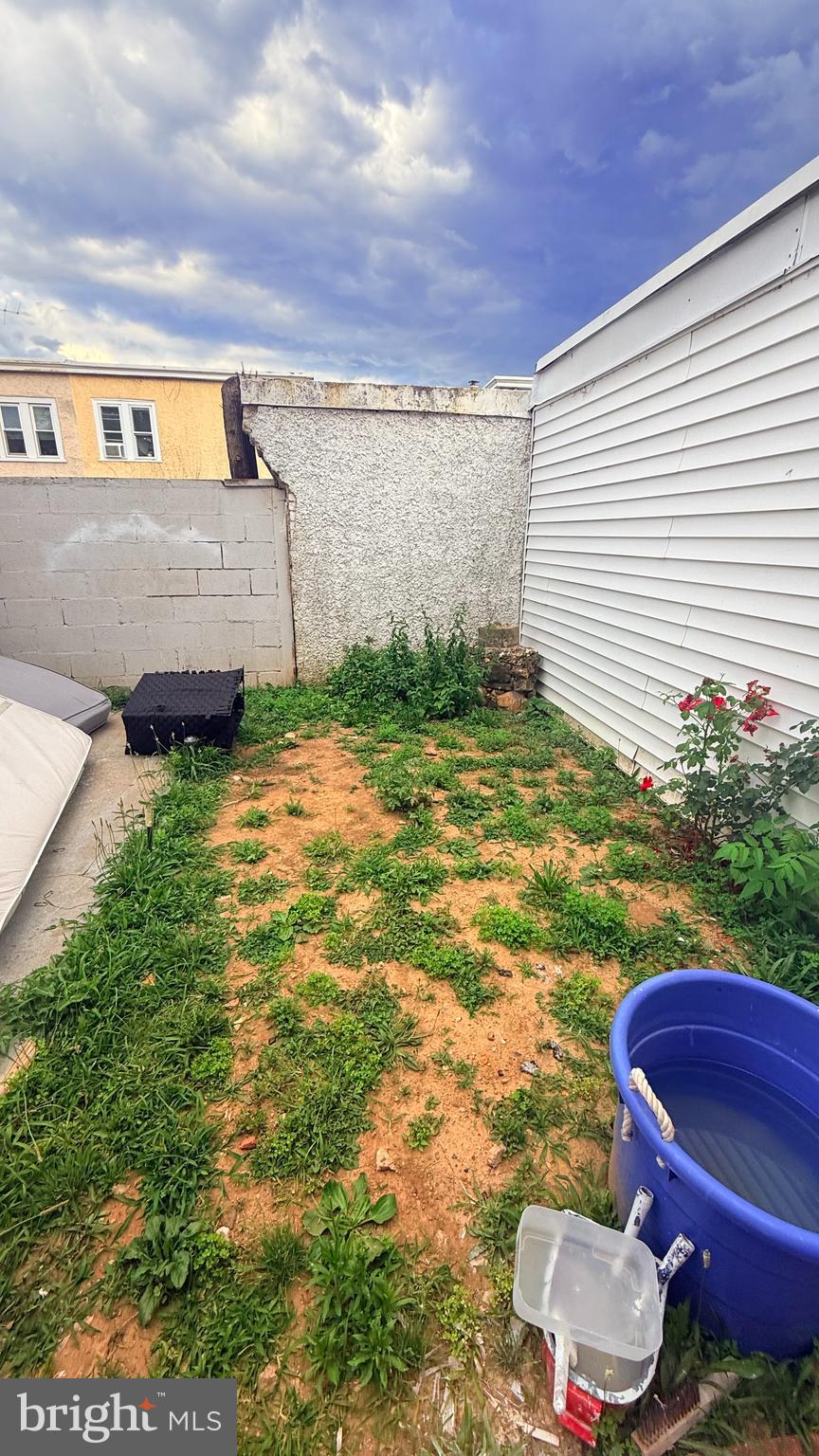 7214 Bradford Road Upper Darby, PA 19082 - Photo 9 of 13