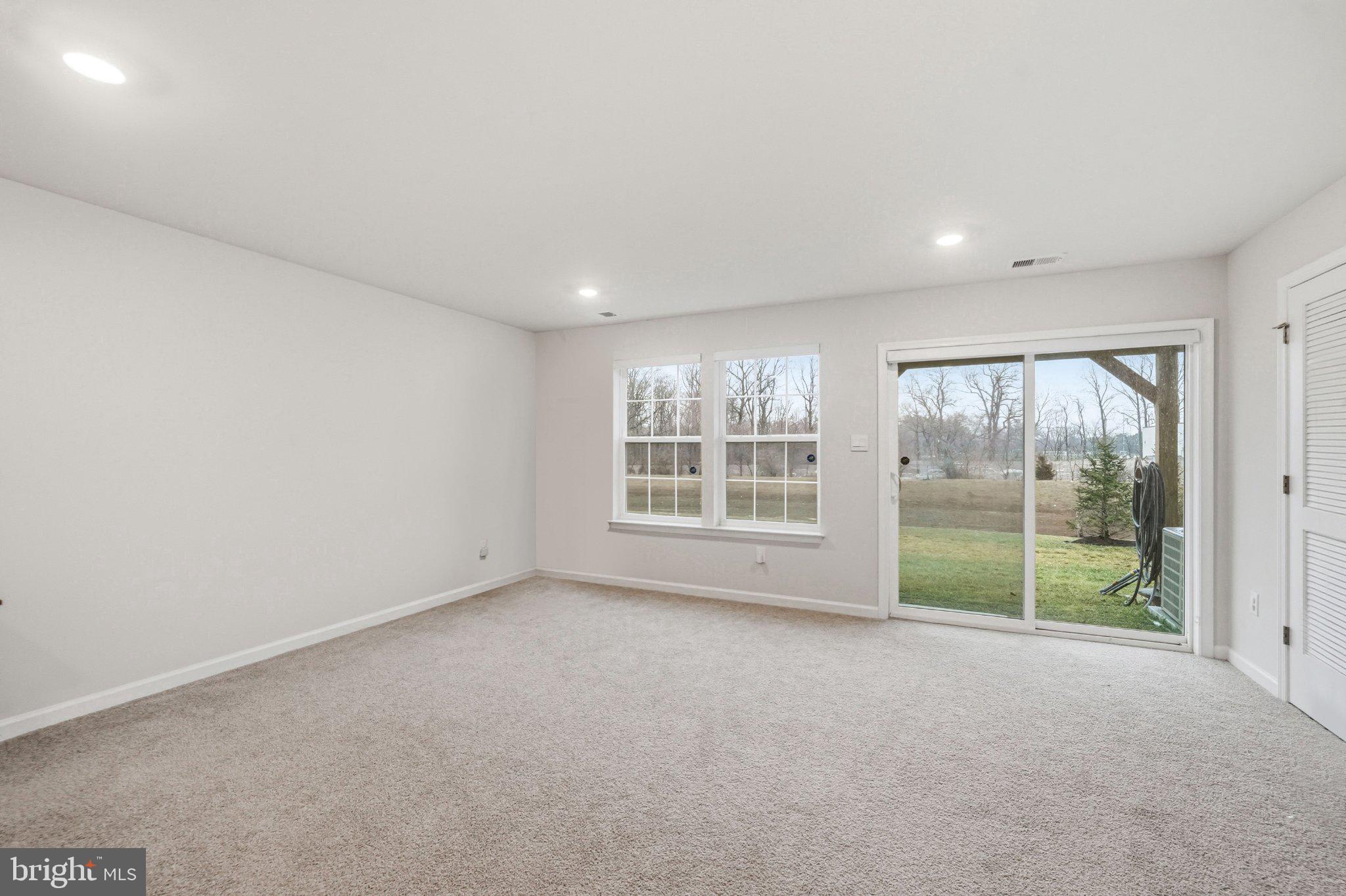 20 Sister's Farmstead Road Mount Laurel, NJ 08054 - Photo 6 of 42 a view of an empty room with a window
