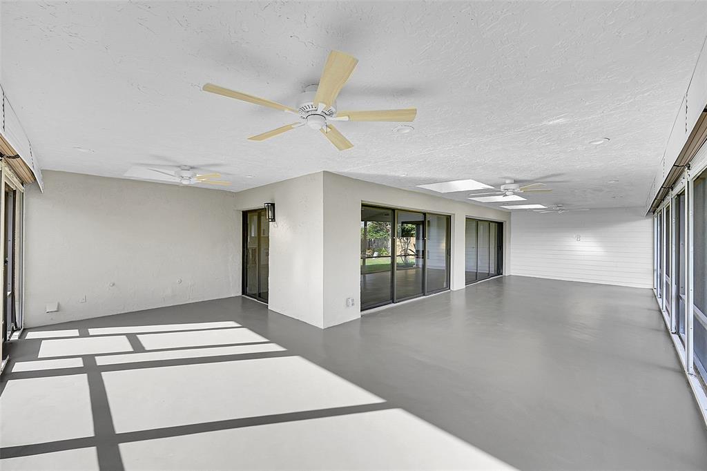 6195 Winding Brook Way Delray Beach, FL 33484 - Photo 37 of 68 Covered/Screened Lanai