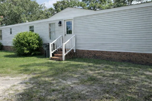 $1,400 | 388 Kestrel Drive Southwest, Shallotte, NC 28470