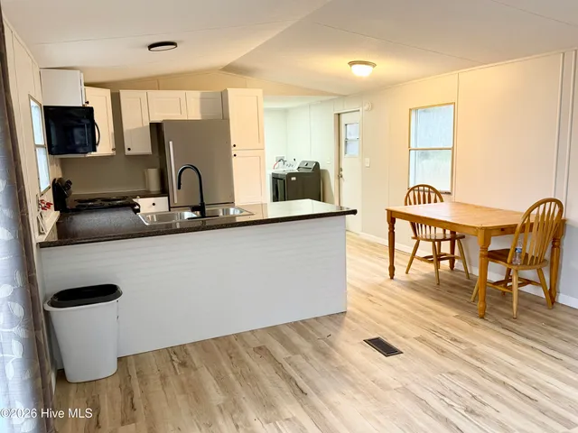 $1,400 | 388 Kestrel Drive Southwest, Shallotte, NC 28470