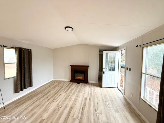 $1,400 | 388 Kestrel Drive Southwest, Shallotte, NC 28470